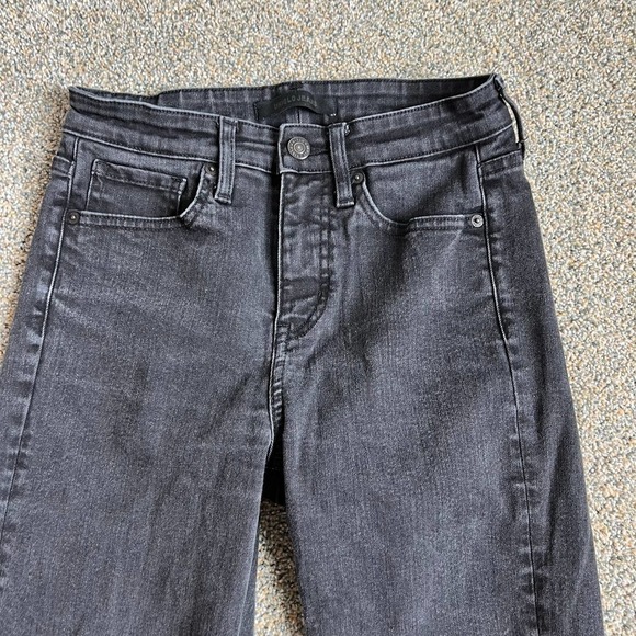 UNIQLO Black Mid Rise Jeans Skinny Straight Leg Stretch Denim Casual Women's 24 - Picture 2 of 8